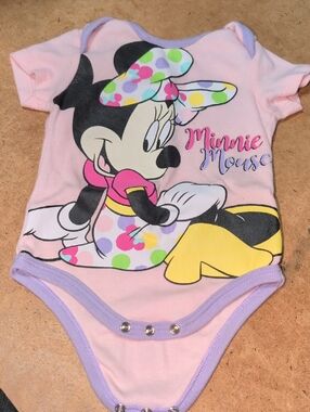 Baby Disney Minnie Mouse Pink & Purple Onesie Size 6-9M